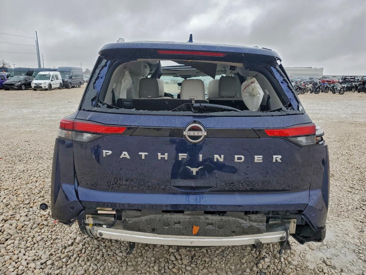 2023 NISSAN PATHFINDER SL photo 6