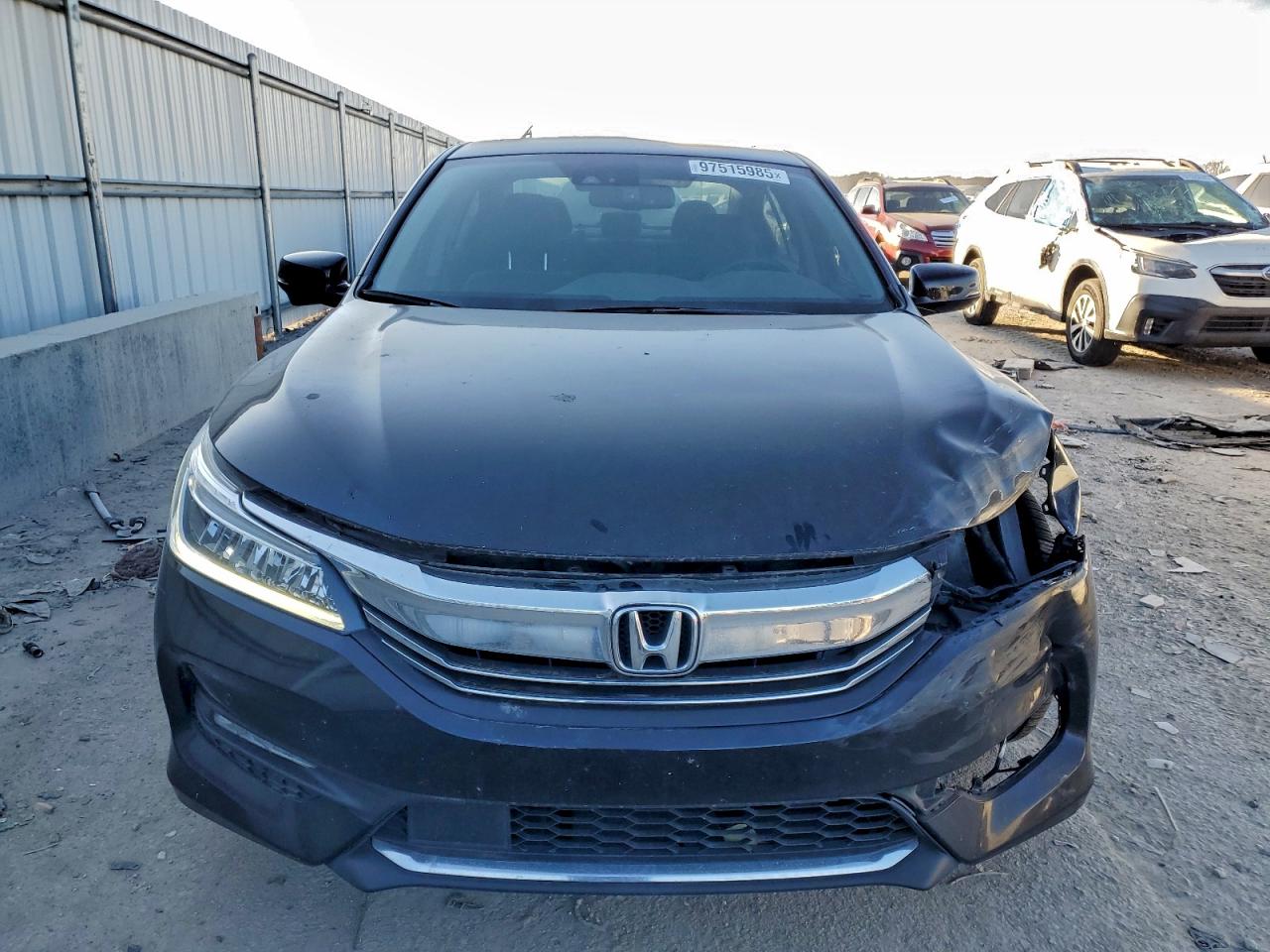 2017 HONDA ACCORD TOURING photo 5