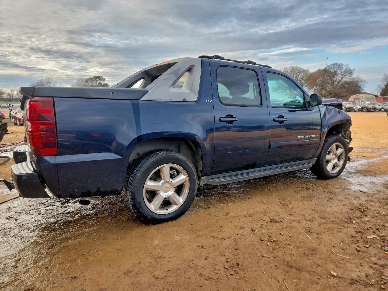 2007 CHEVROLET AVALANCHE K1500 photo 3