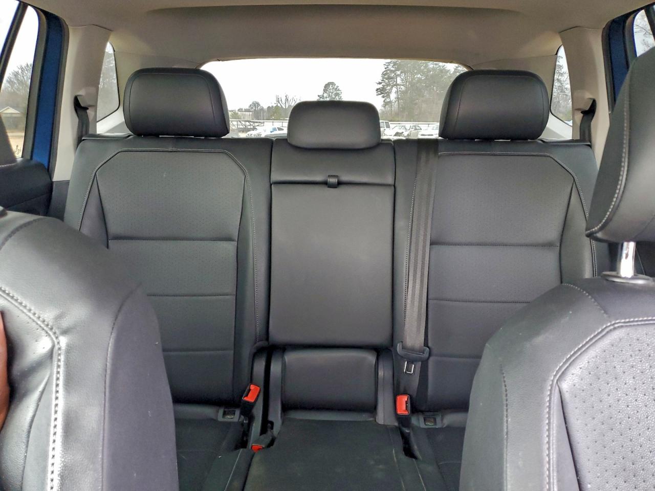 2020 VOLKSWAGEN TIGUAN SE photo 10