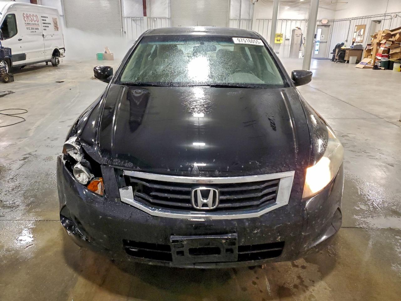 2010 HONDA ACCORD LX photo 5