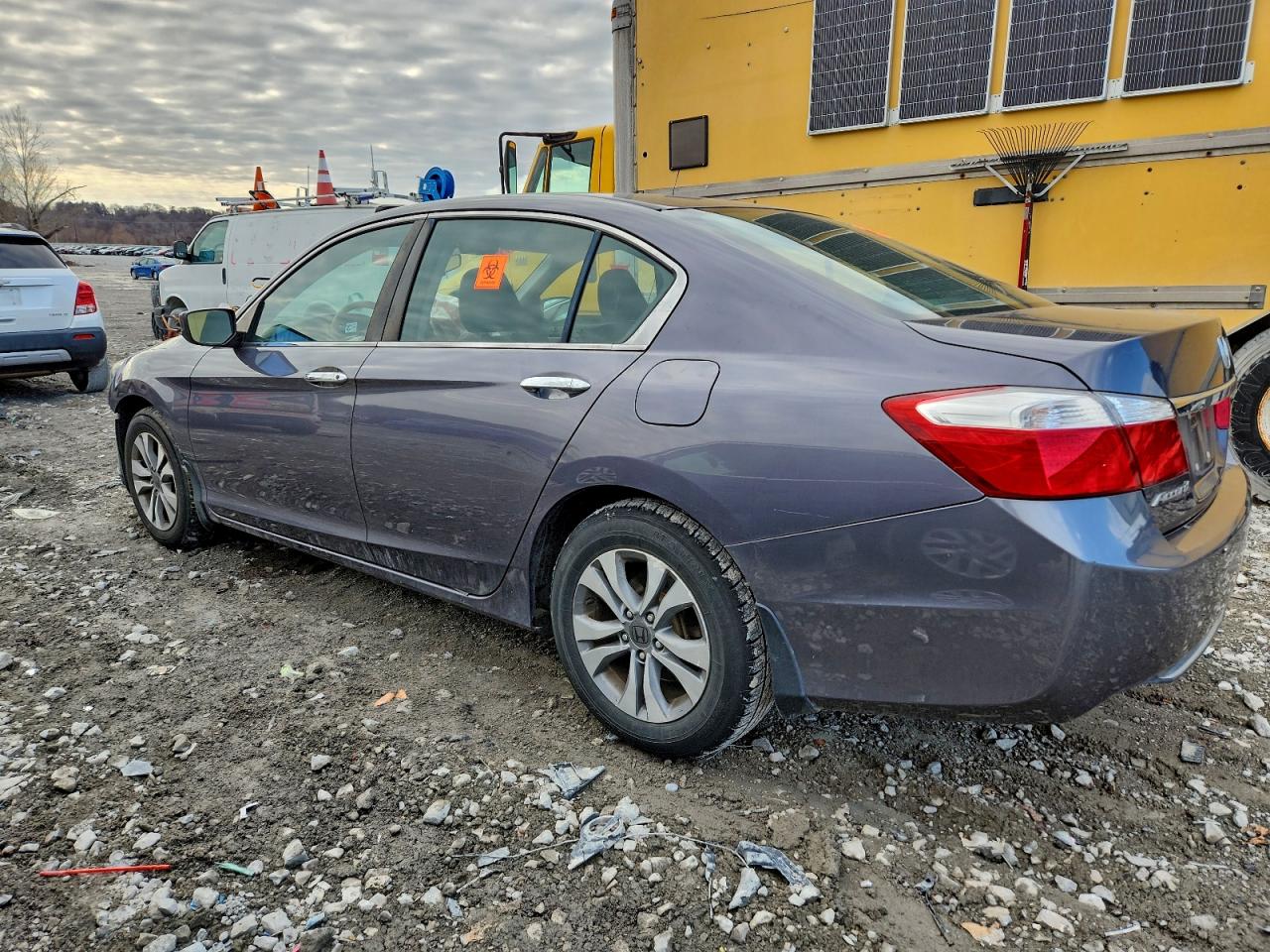 2015 HONDA ACCORD LX photo 2