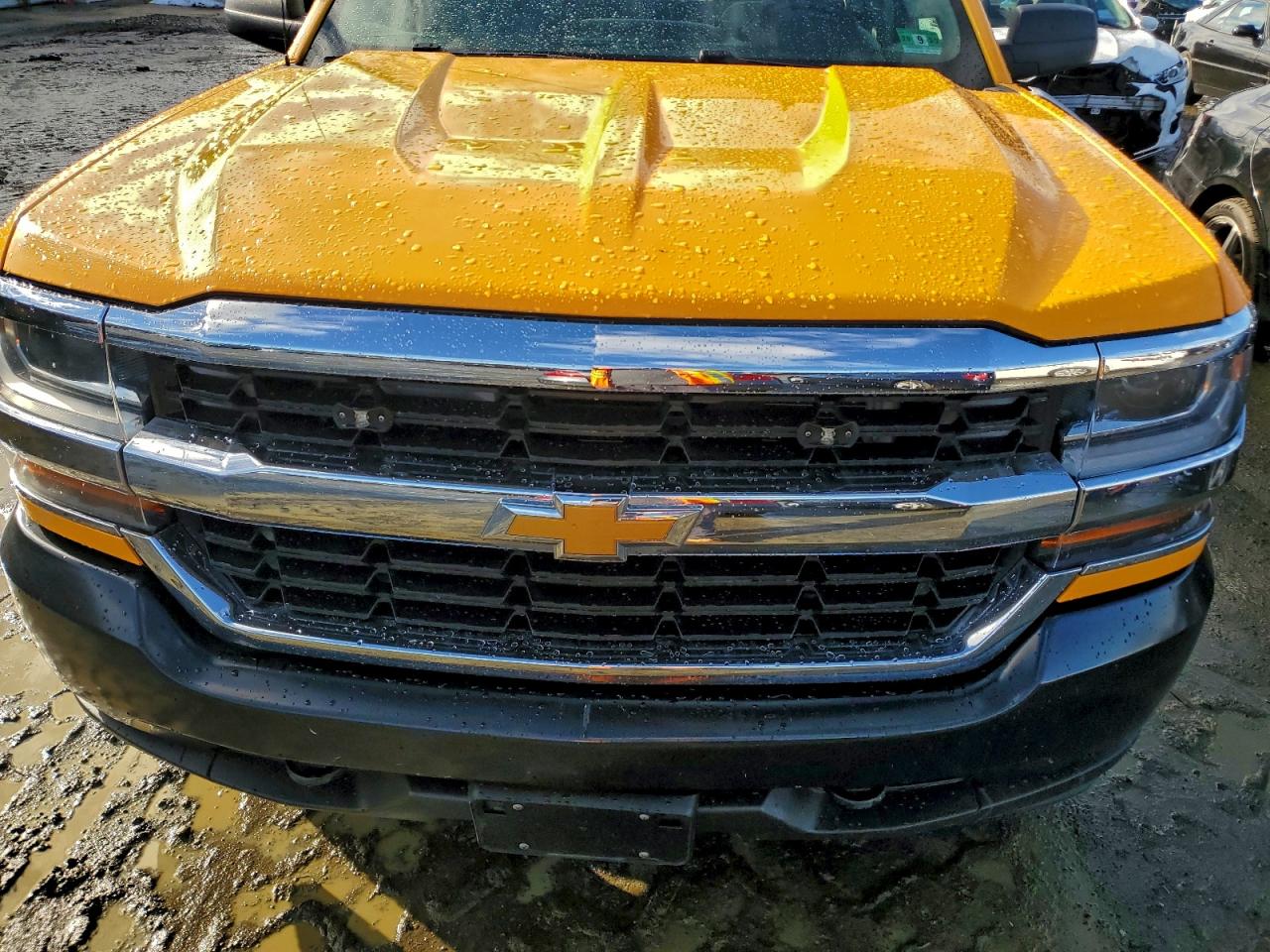 2016 CHEVROLET SILVERADO K1500 photo 11