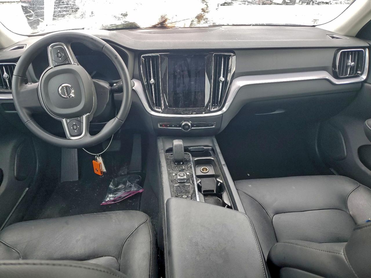 2024 VOLVO S60 CORE photo 8