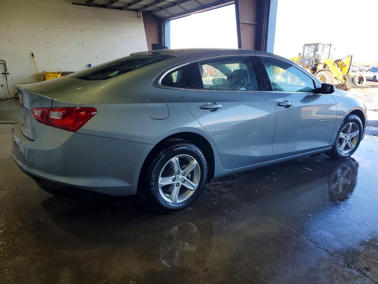 2025 CHEVROLET MALIBU LS photo 3