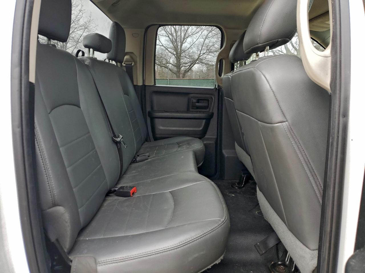 2018 RAM 1500 ST photo 11