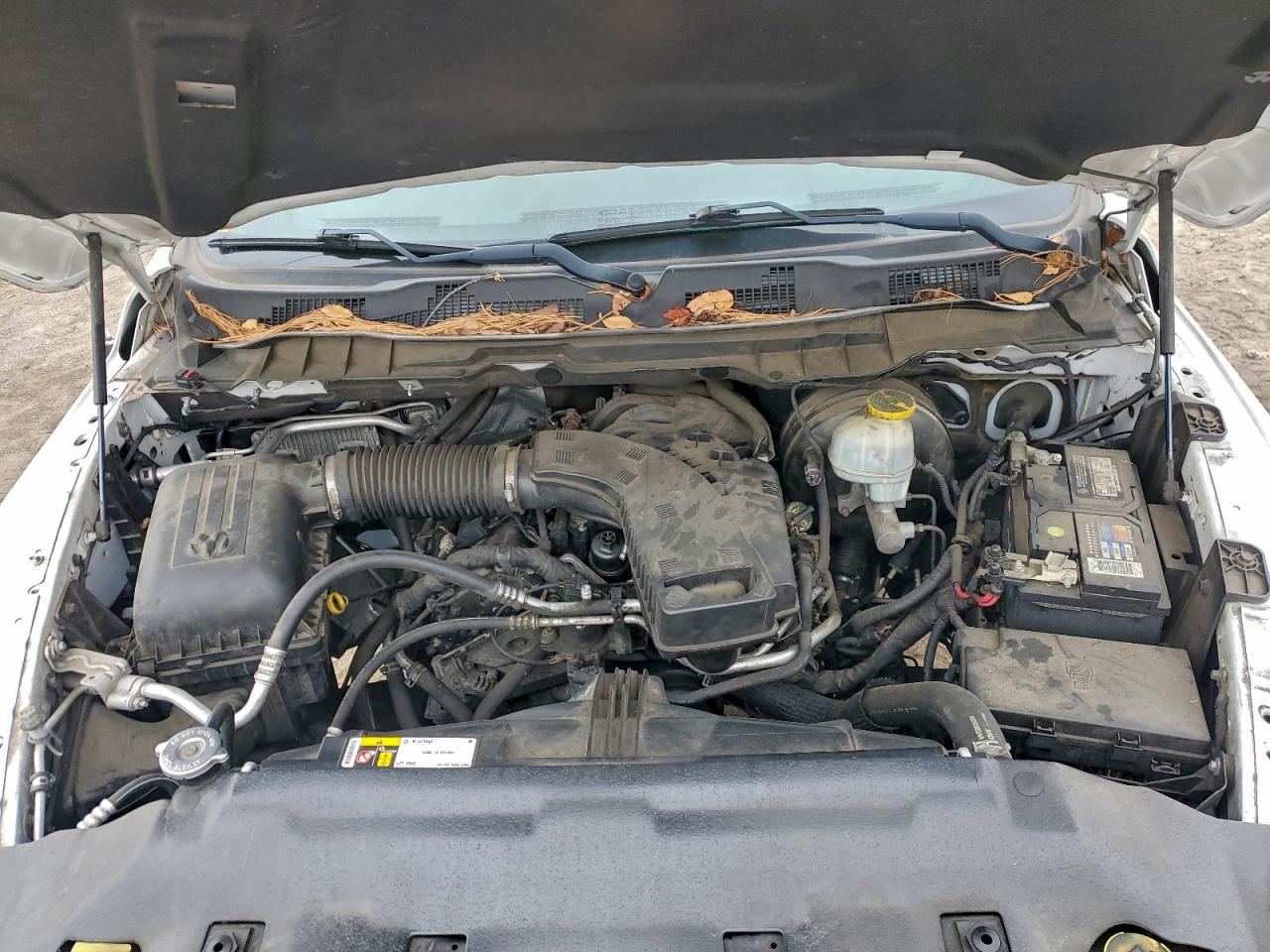 2018 RAM 1500 ST photo 12