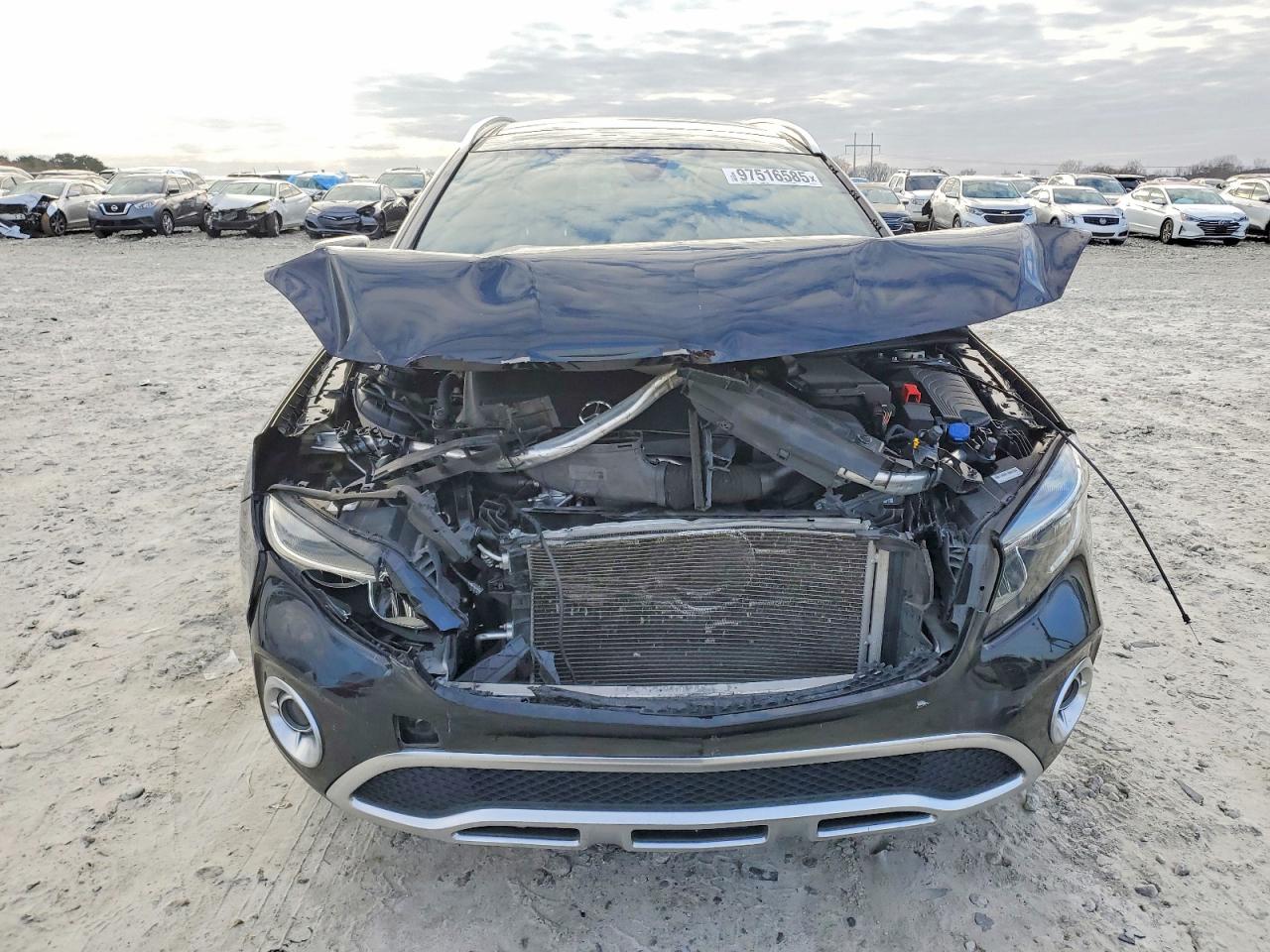2019 MERCEDES-BENZ GLA 250 photo 5