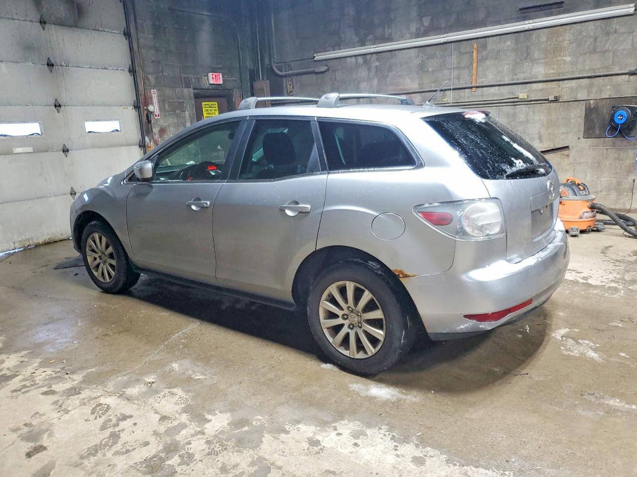 2011 MAZDA CX-7 photo 2