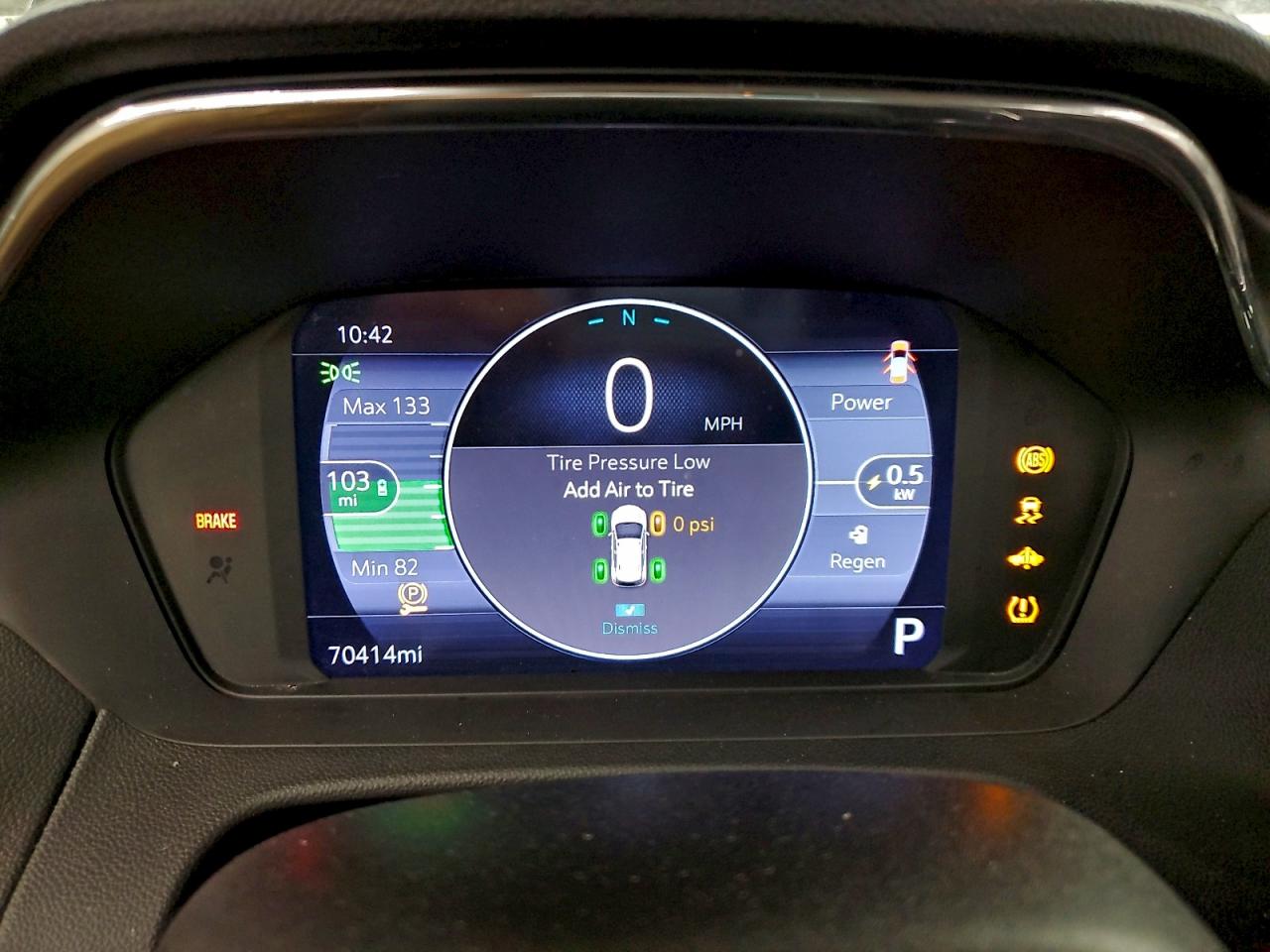 2023 CHEVROLET BOLT EUV LT photo 9