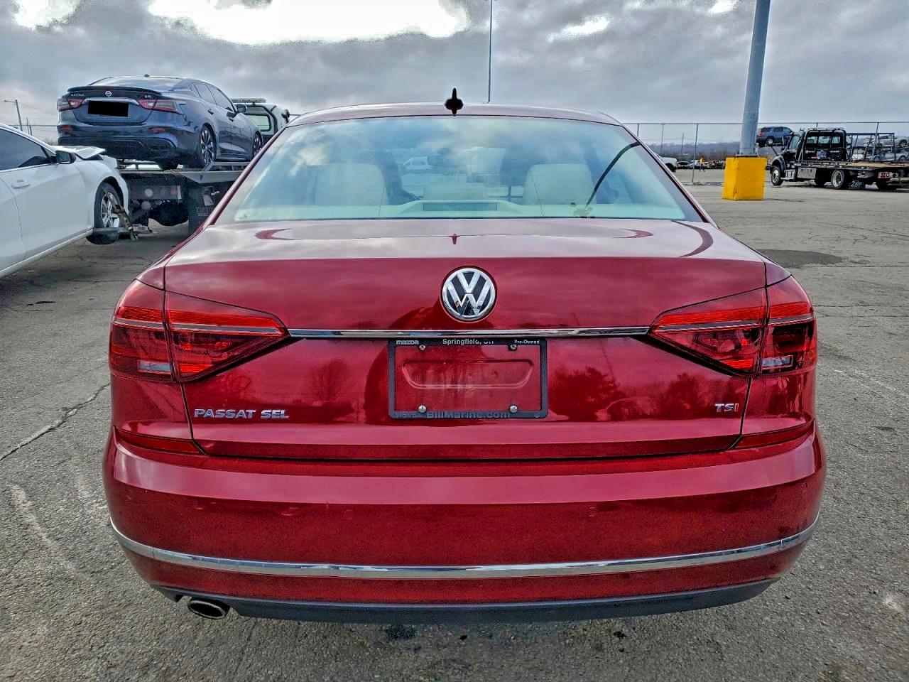 2017 VOLKSWAGEN PASSAT SEL PREMIUM photo 6