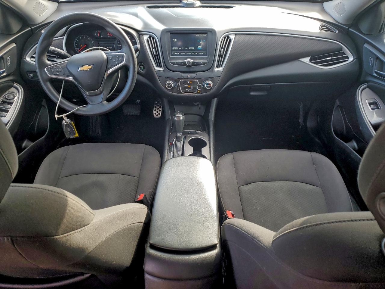 2017 CHEVROLET MALIBU LS photo 8