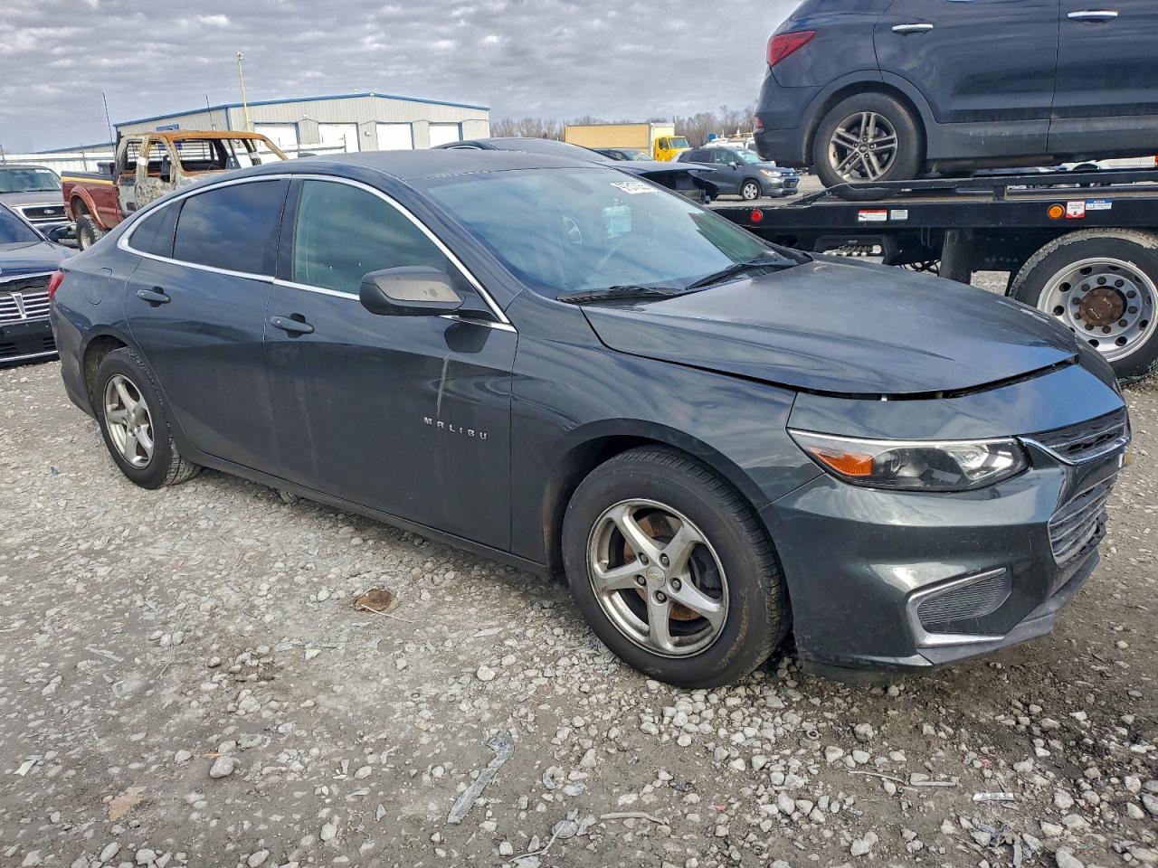 2017 CHEVROLET MALIBU LS photo 4