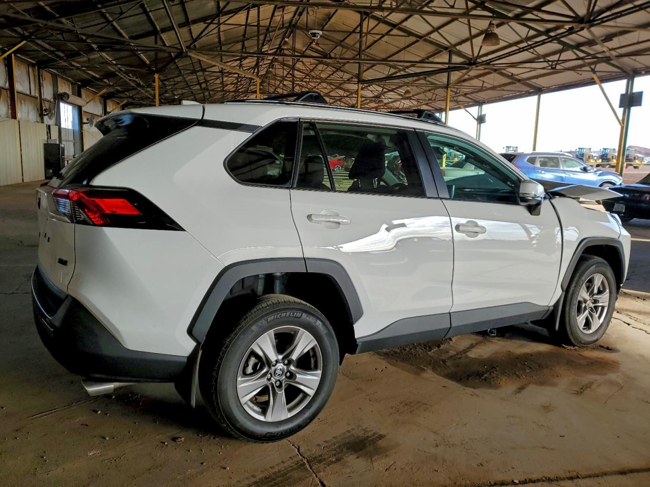 2024 TOYOTA RAV4 XLE photo 3