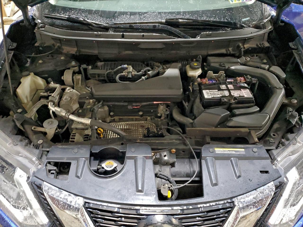 2018 NISSAN ROGUE S photo 12