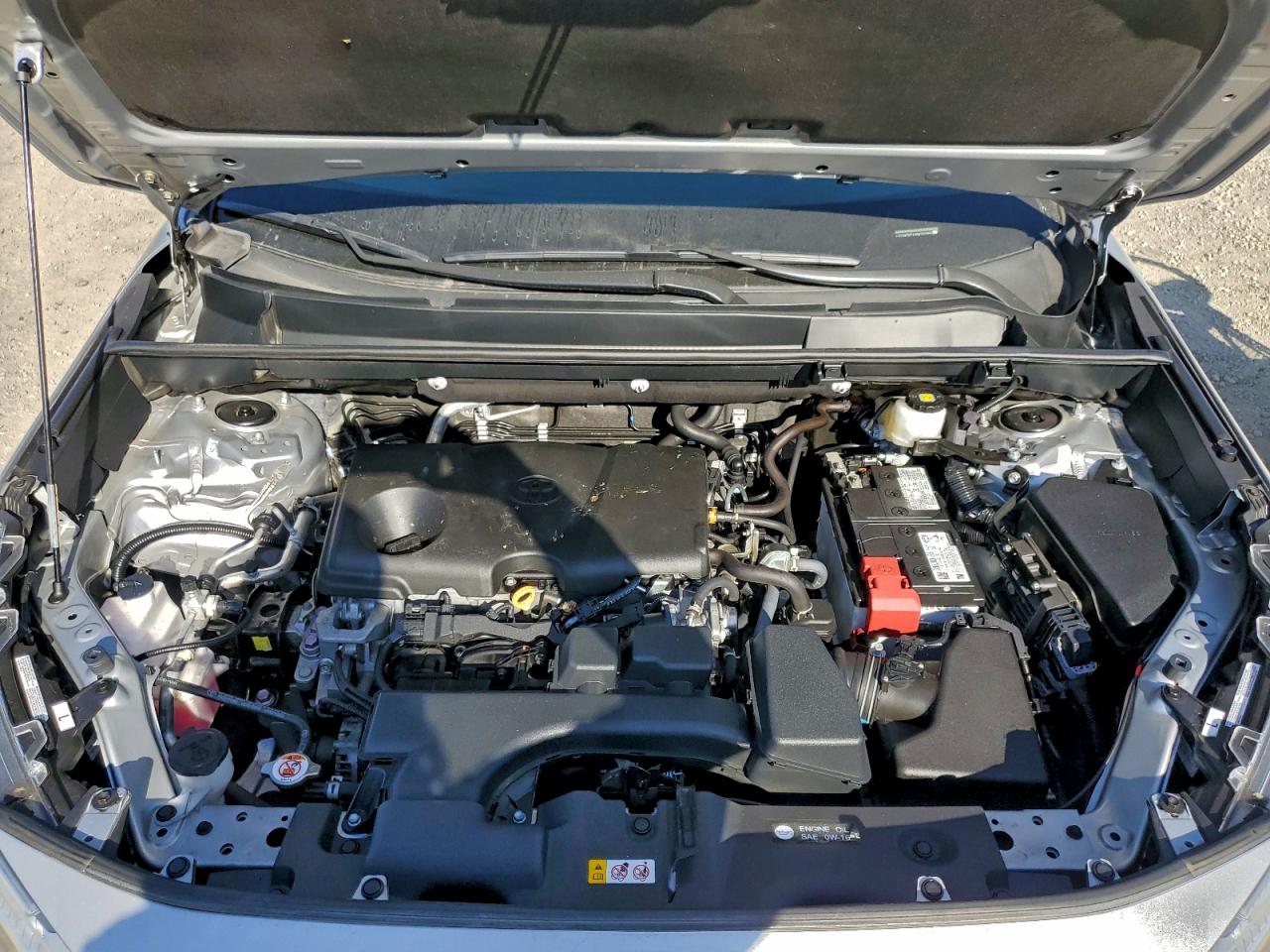 2024 TOYOTA RAV4 XLE photo 34
