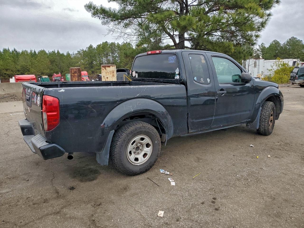 2018 NISSAN FRONTIER S photo 3