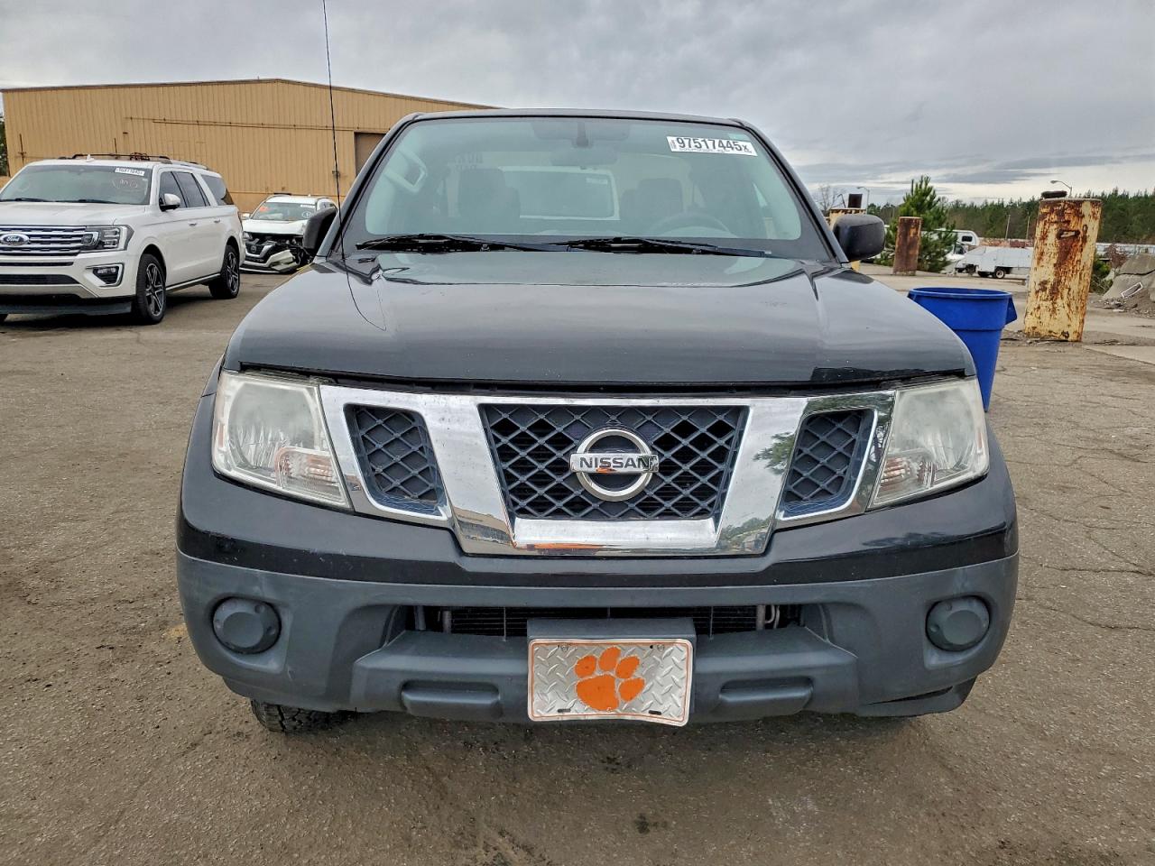 2018 NISSAN FRONTIER S photo 5
