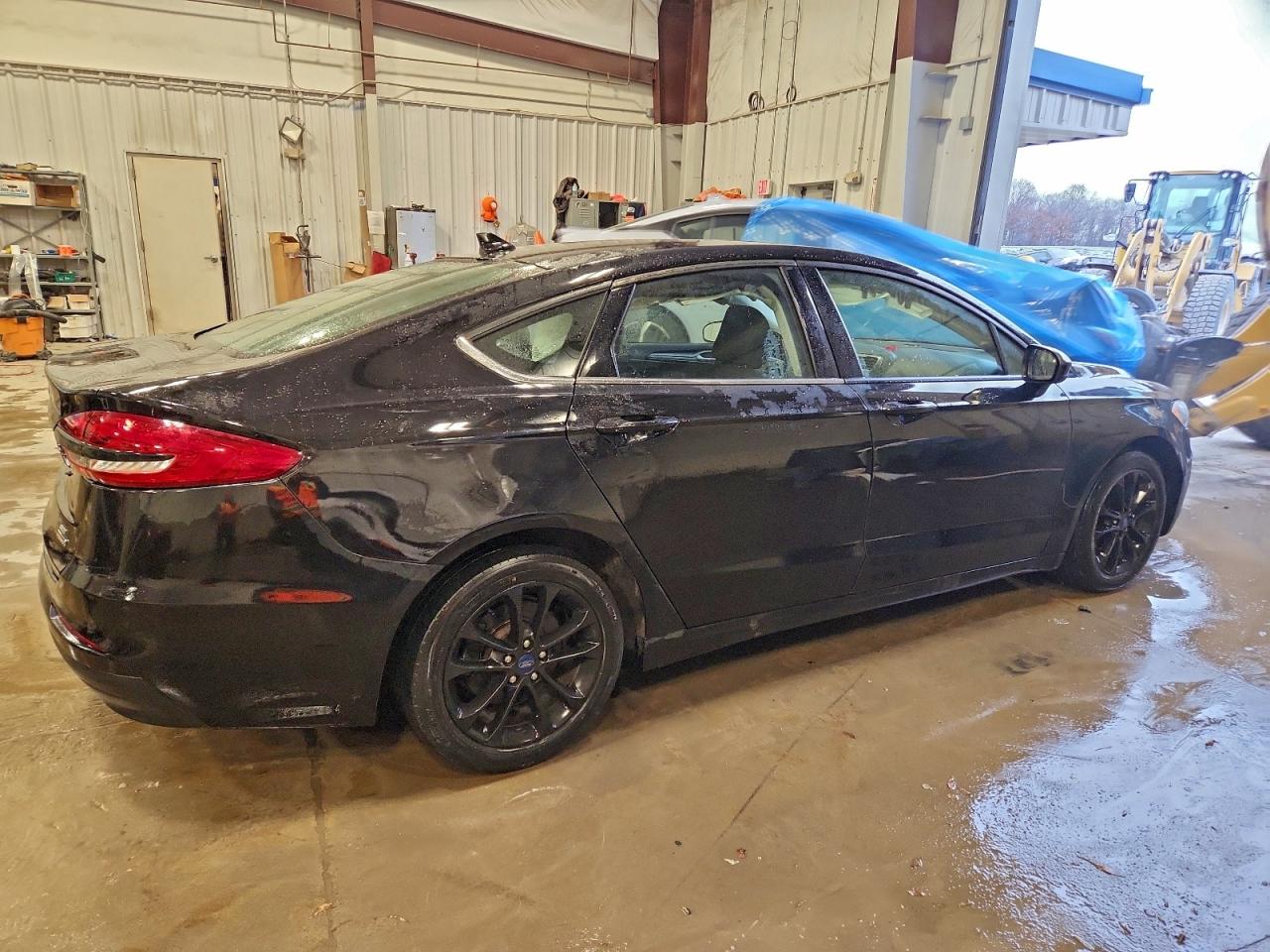 2020 FORD FUSION SE photo 3