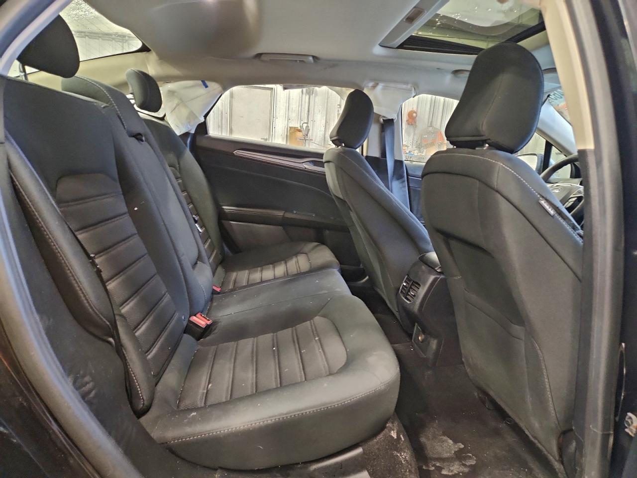 2020 FORD FUSION SE photo 10