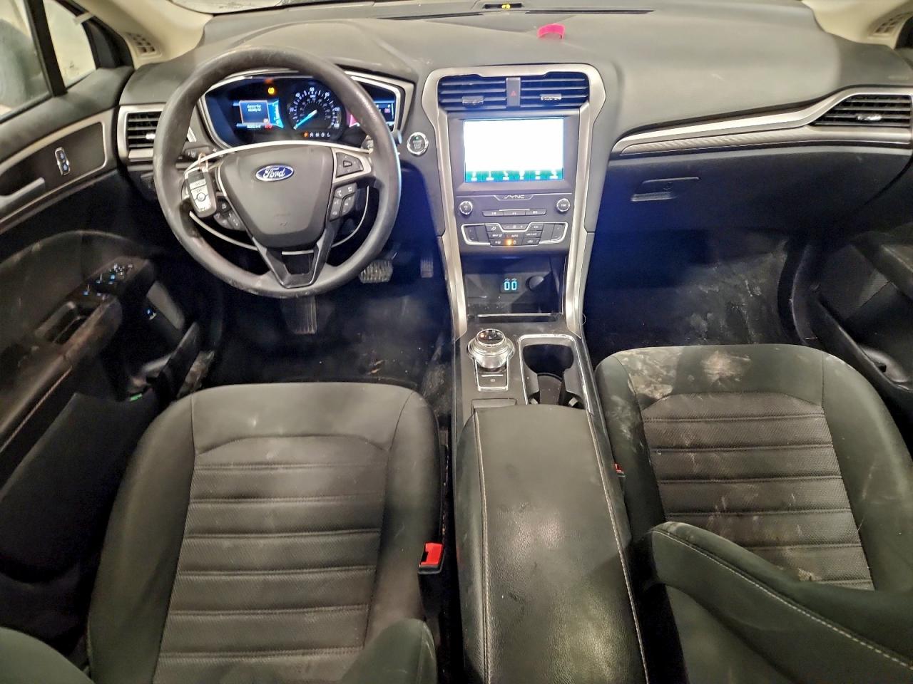 2020 FORD FUSION SE photo 8