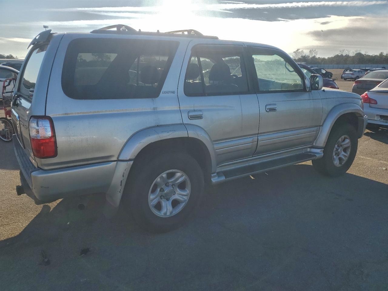 2002 TOYOTA 4RUNNER LIMITED photo 3