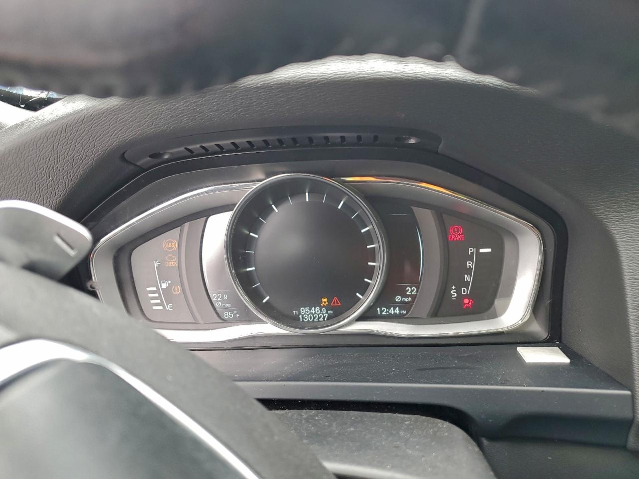 2015 VOLVO S60 PREMIER photo 9