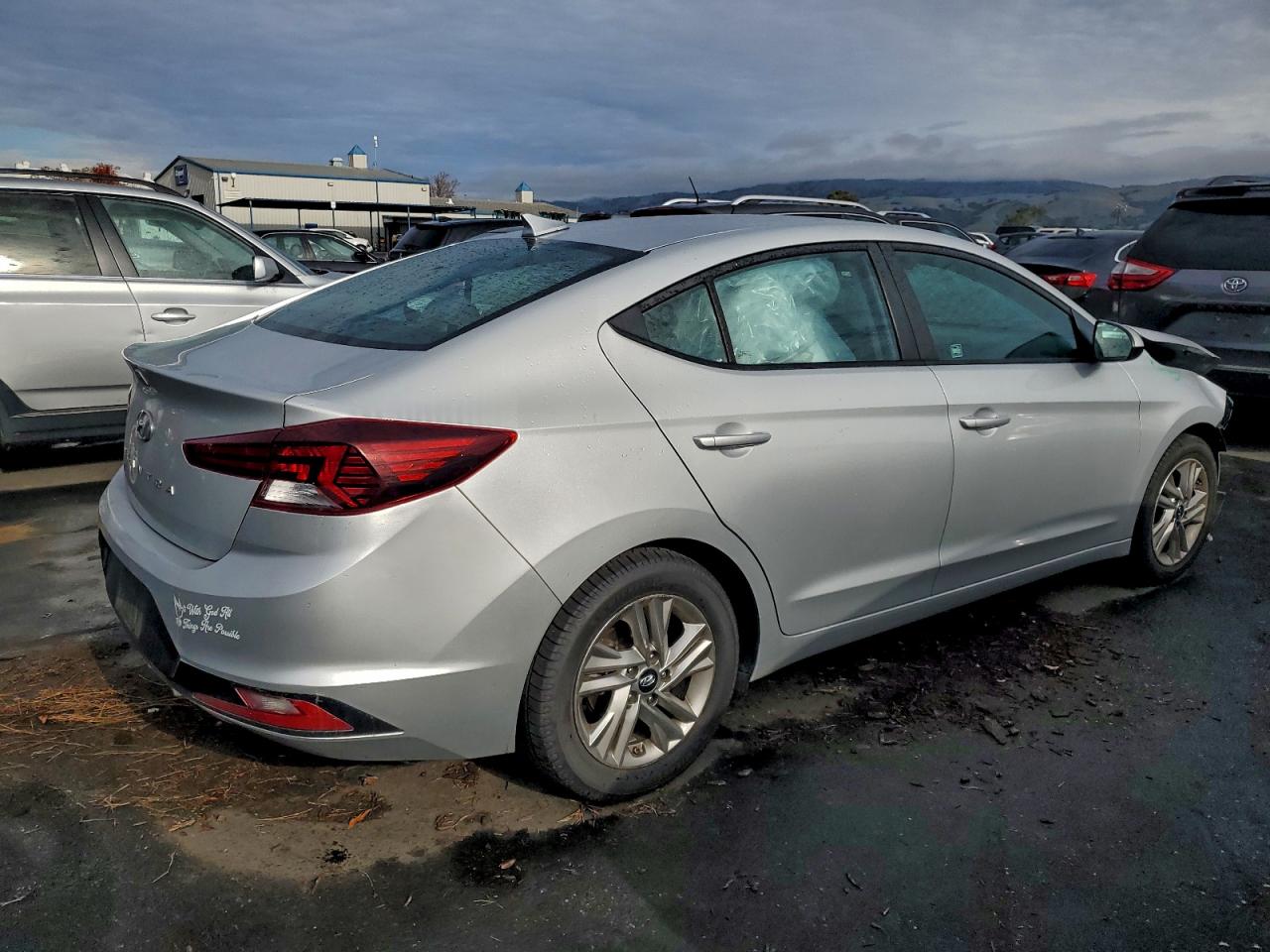 2019 HYUNDAI ELANTRA SEL photo 3
