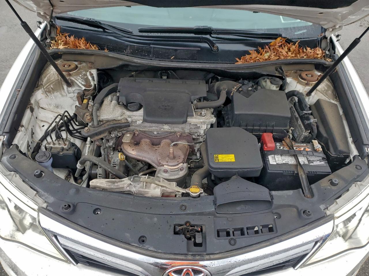 2013 TOYOTA CAMRY L photo 11