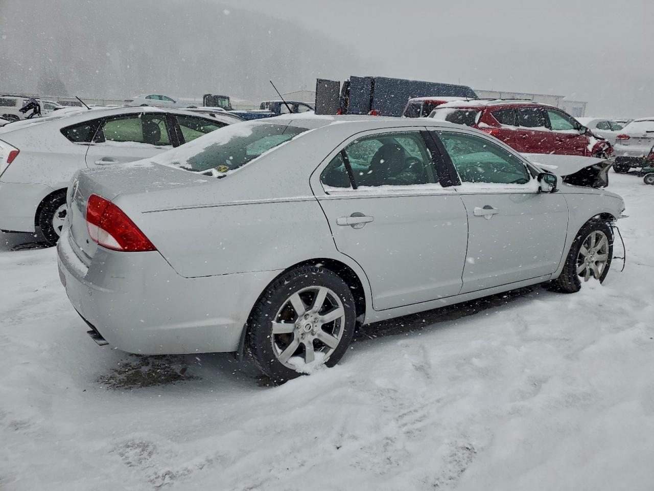 2010 MERCURY MILAN PREMIER photo 3
