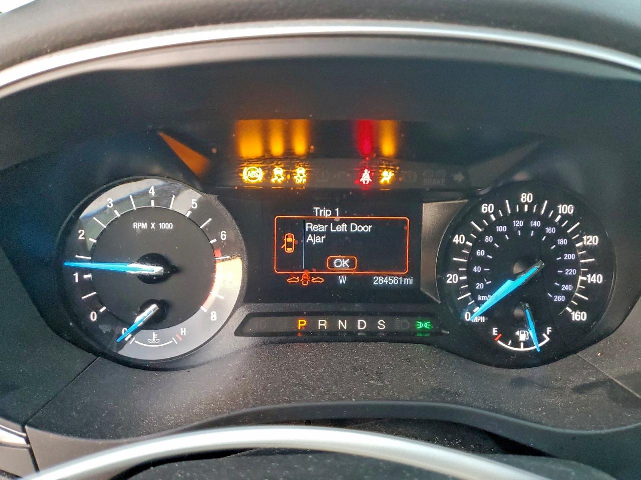 2015 FORD FUSION SE photo 9