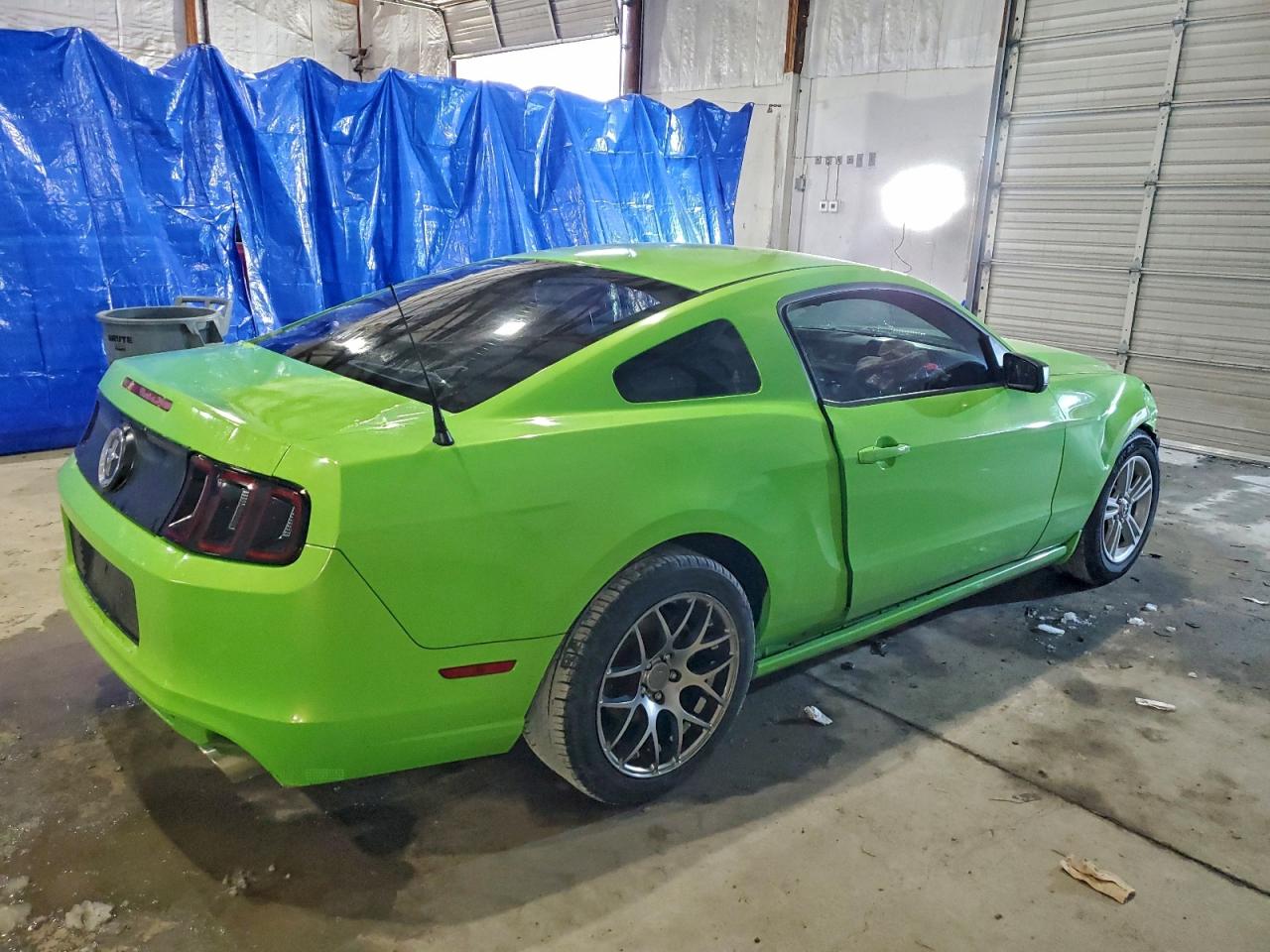 2014 FORD MUSTANG photo 3