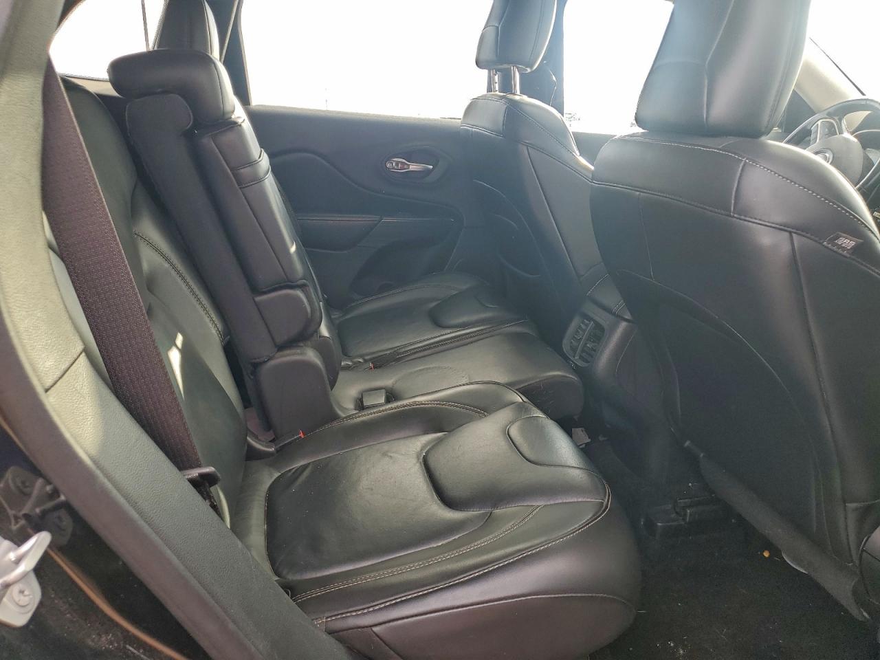 2015 JEEP CHEROKEE LIMITED photo 10