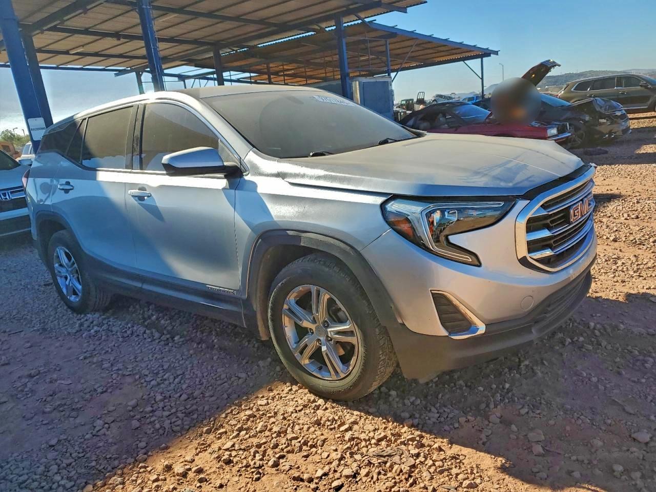 2019 GMC TERRAIN SLE photo 4