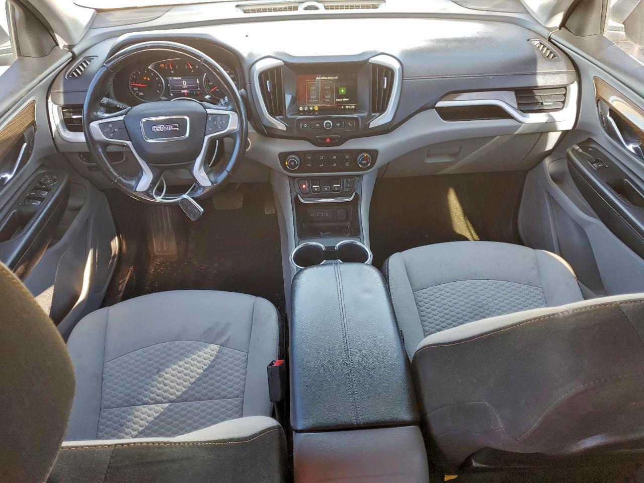 2019 GMC TERRAIN SLE photo 8