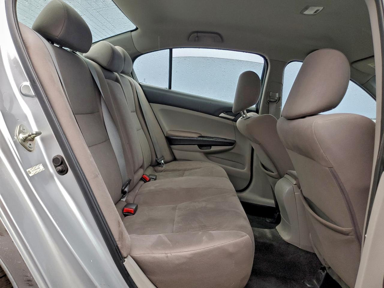 2012 HONDA ACCORD LX photo 10