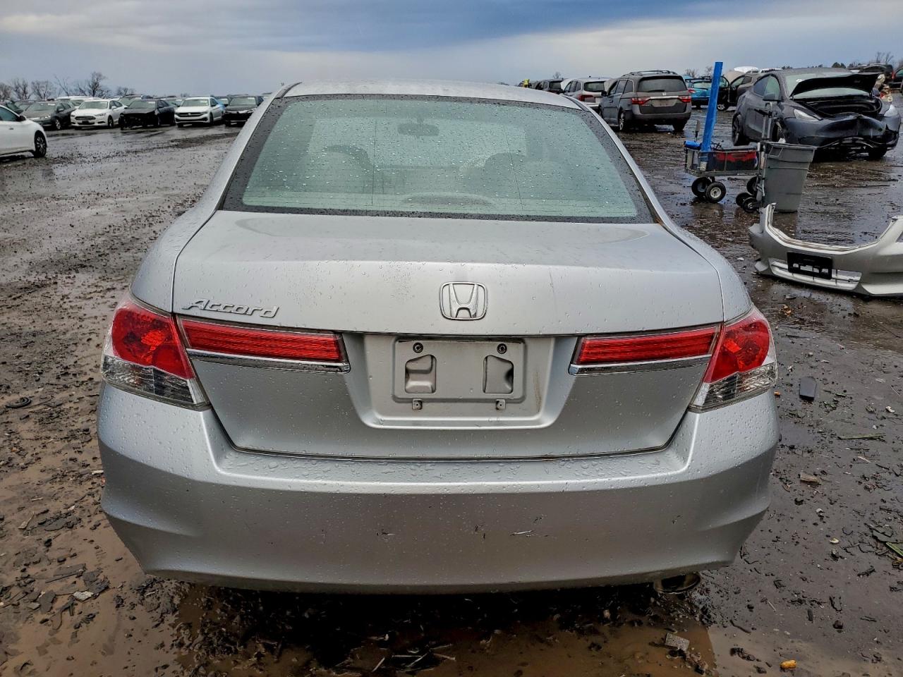 2012 HONDA ACCORD LX photo 6