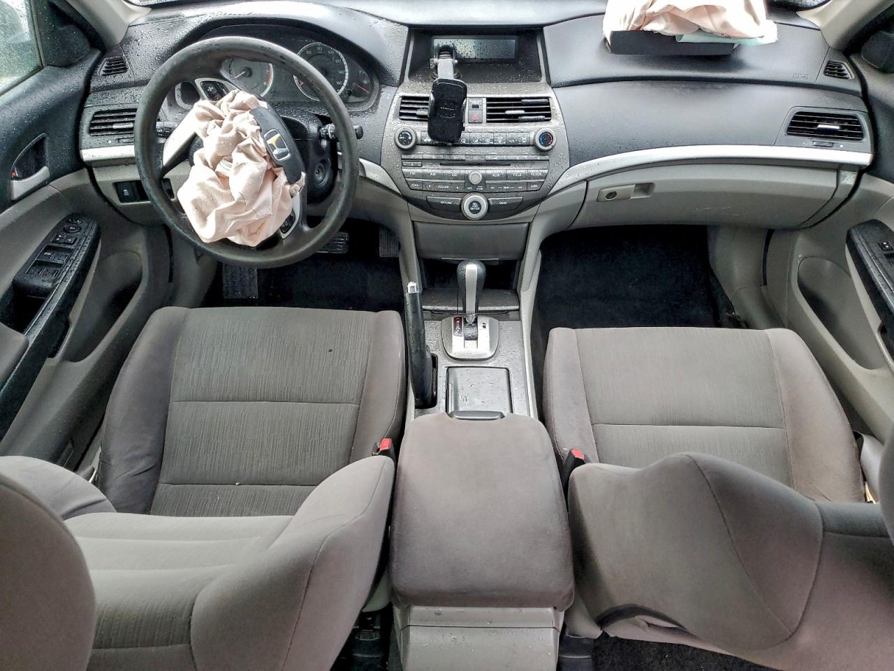 2012 HONDA ACCORD LX photo 8