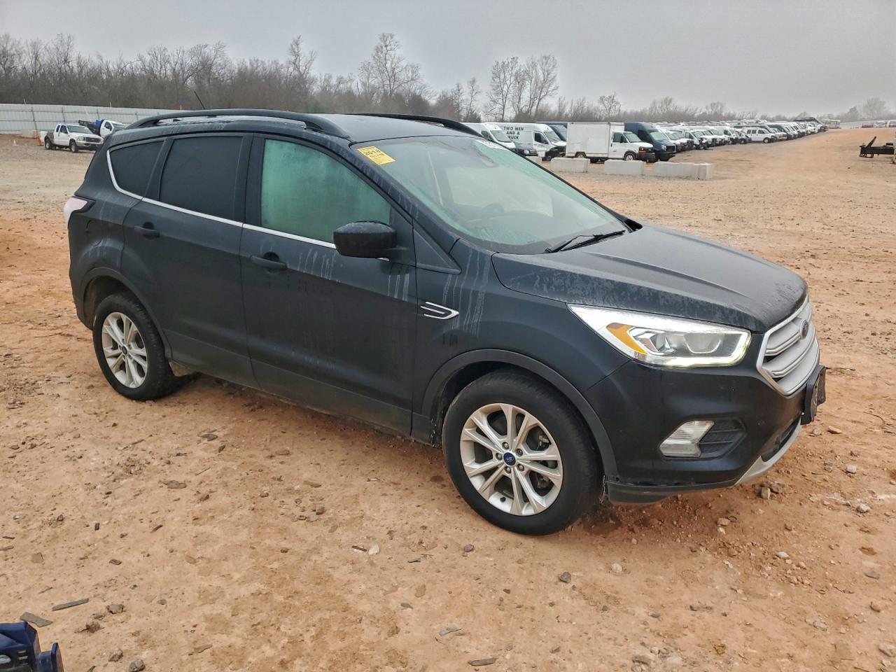 2018 FORD ESCAPE SEL photo 4