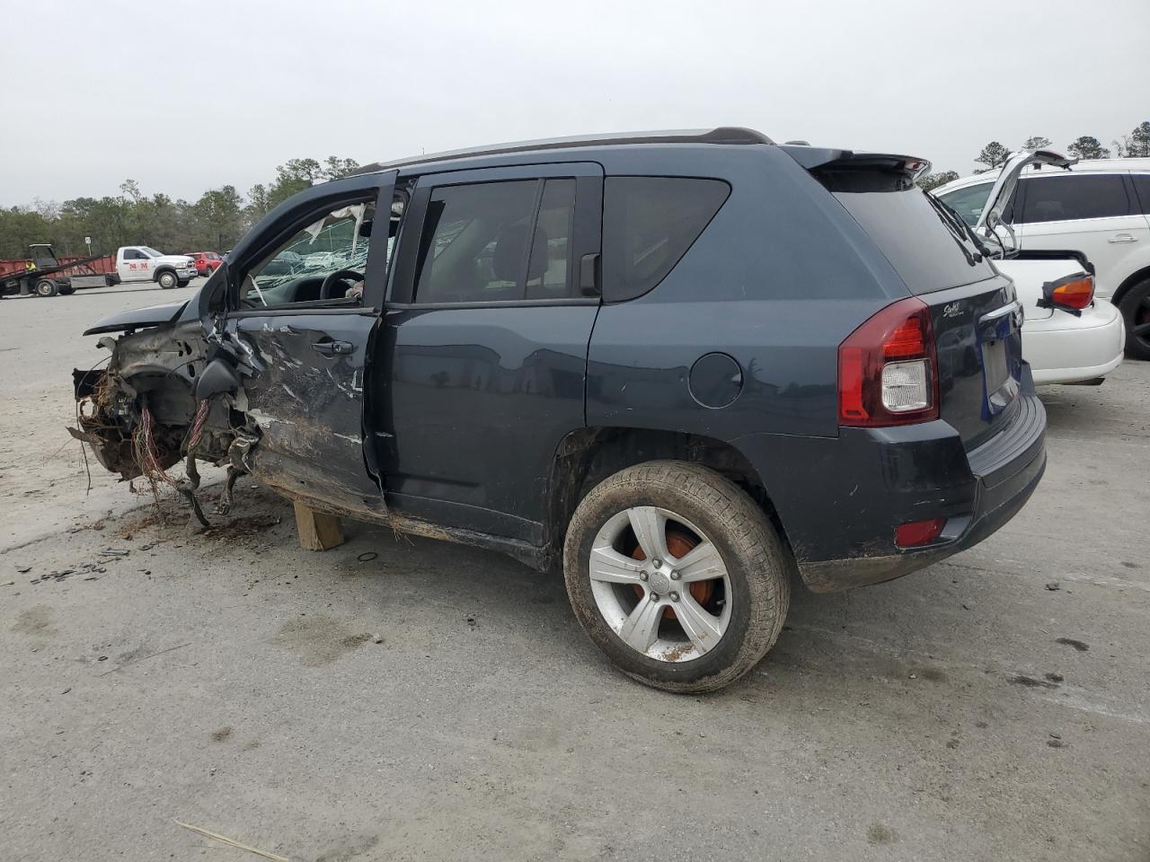 2016 JEEP COMPASS SPORT photo 2