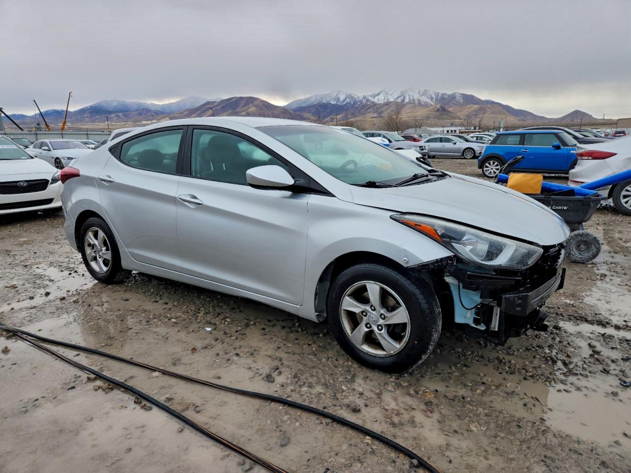 2015 HYUNDAI ELANTRA SE photo 4