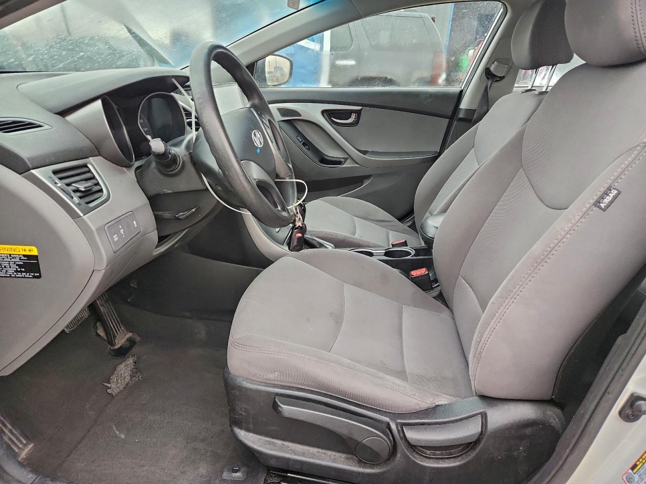 2015 HYUNDAI ELANTRA SE photo 7
