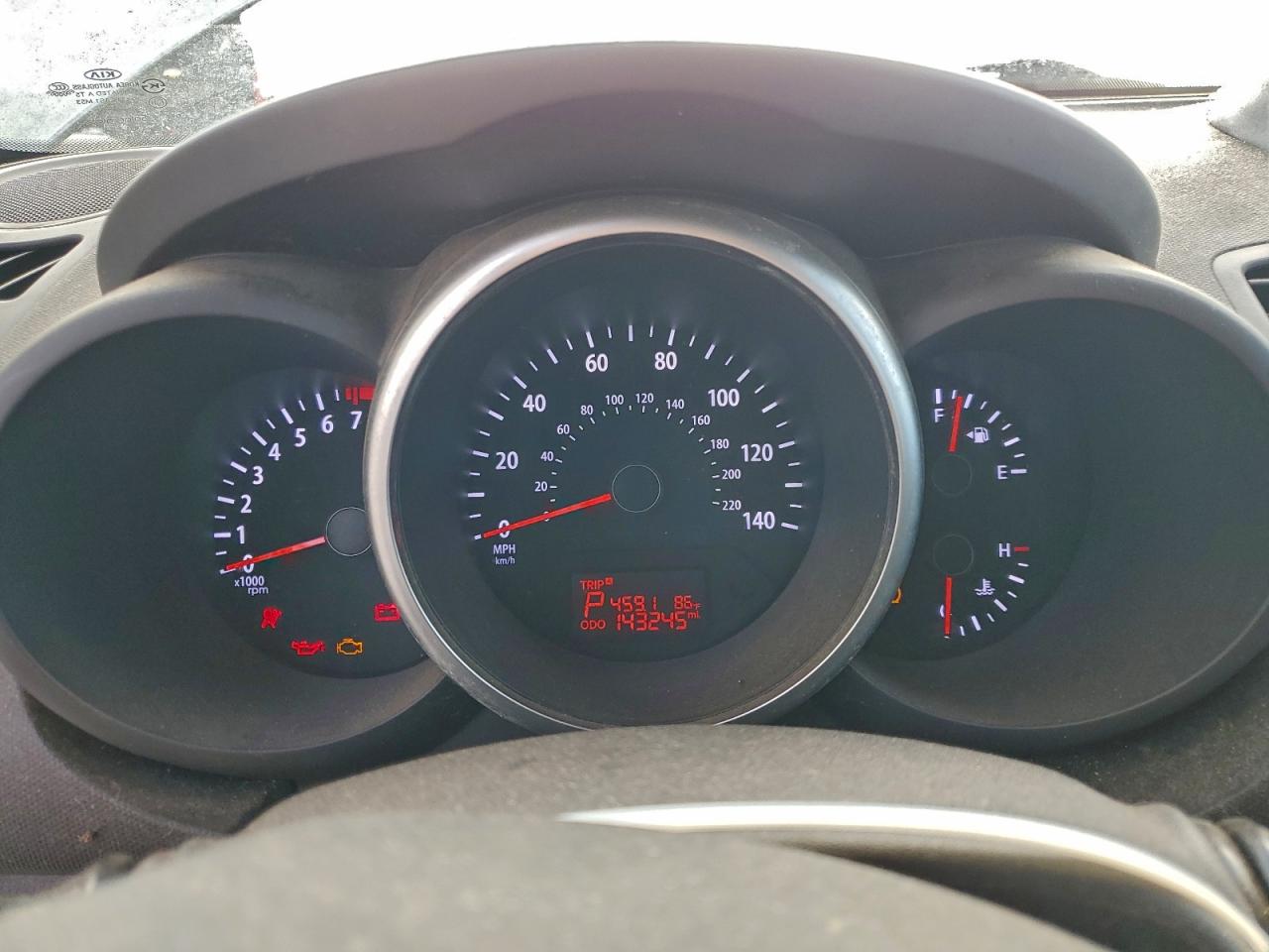 2013 KIA SOUL + photo 9