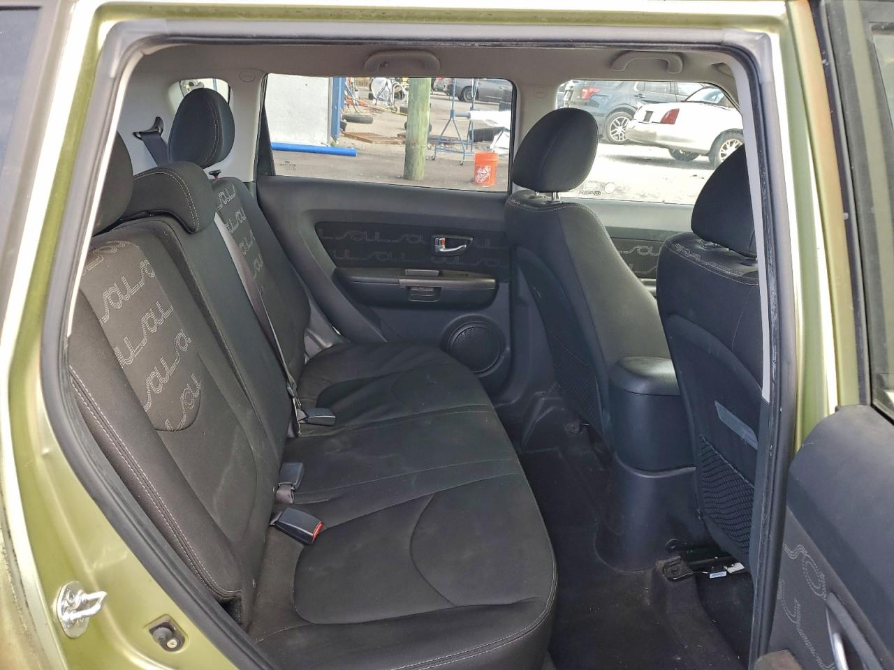 2013 KIA SOUL + photo 10