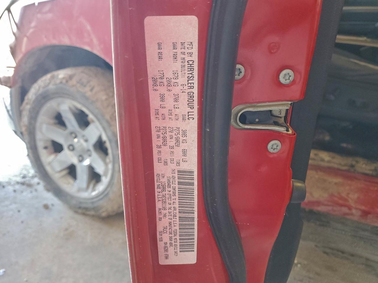 2014 RAM 1500 SLT photo 12