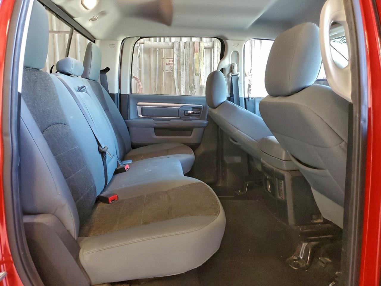 2014 RAM 1500 SLT photo 10