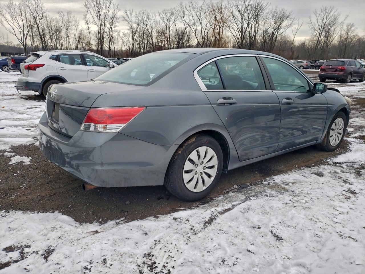 2010 HONDA ACCORD LX photo 5