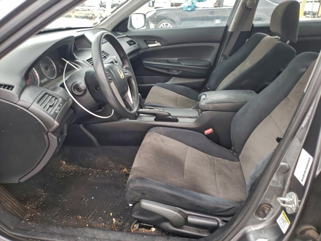 2010 HONDA ACCORD LX photo 13