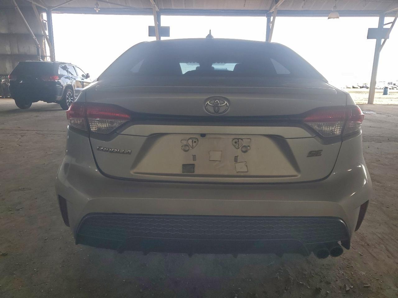 2020 TOYOTA COROLLA SE photo 6