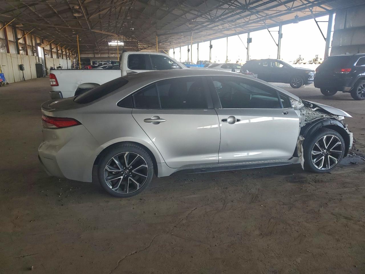 2020 TOYOTA COROLLA SE photo 3